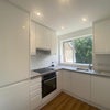 Photo 5: Kitchen