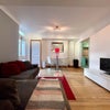Photo 2: Lounge