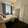 Photo 3: Room 1