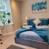 Photo 5: Room 1