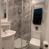 Photo 4: Room 1 ensuite