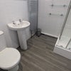 Photo 11: bathroom