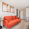 Photo 3: COMMUNAL LOUNGE