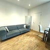 Photo 15: LOUNGE AREA