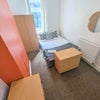 Photo 16: Room 2