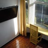 Photo 11: Yellow room - TV & Desk