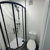 Photo 12: Room 5 En-Suite 