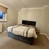 Photo 3: King size room with Ensuite