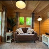Photo 3: Lounge