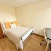 Photo 4: Room 4