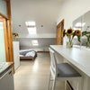 Photo 4: Top floor room with private en-suite 