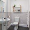 Photo 4: Ensuite to R3