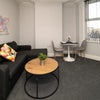 Photo 10: Lounge