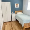 Photo 4: Room 1 (Single room)