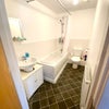 Photo 8: Main Bathroom 