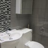Photo 5: Bathroom (Pic 1)