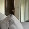 Photo 5: Room 1: Ensuite