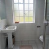 Photo 5: Ensuite shower room
