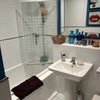 Photo 4: Bathroom