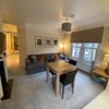 Photo 5: Lounge