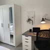 Photo 7: Room 1