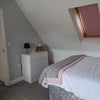Photo 9: Room 1