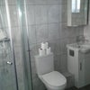 Photo 9: shower room 1