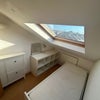 Photo 4: Single room - large wardobe behind the camera!