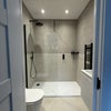 Photo 5: En-Suite