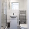 Photo 3: Room 1 ensuite