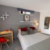 Photo 13: Room 4 en suite