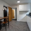 Photo 7: Kitchen 