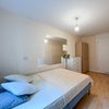 Photo 2: Room 1