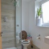 Photo 3: Ensuite bathroom