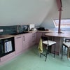 Photo 7: Kitchen