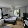 Photo 7: Double Room - Dual Aspect