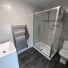 Photo 7: bathroom