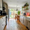 Photo 5: Kitchen