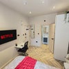Photo 2: Room2