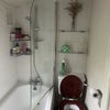 Photo 2: Private ensuite 