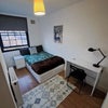 Photo 1: Ensuite