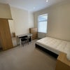 Photo 5: Room 2