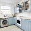 Photo 5: Kitchen