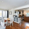 Photo 7: Kitchen.