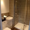 Photo 5: en-suite bathroom