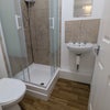 Photo 3: Room 5 ensuite