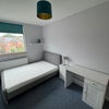 Photo 2: Bedroom 