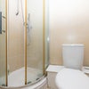 Photo 4: En-suite bathroom