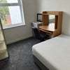 Photo 4: Double bedroom