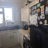 Photo 4: Kitchen